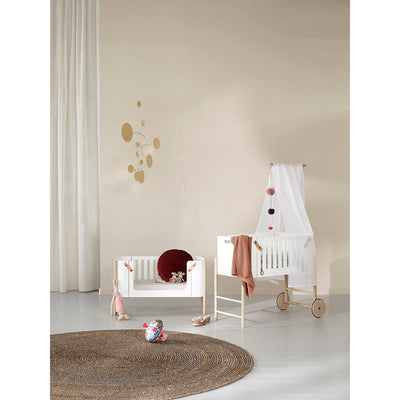 Oliver Furniture, Wood Co-sleeper, vugge og benk - Multifunksjon babyseng